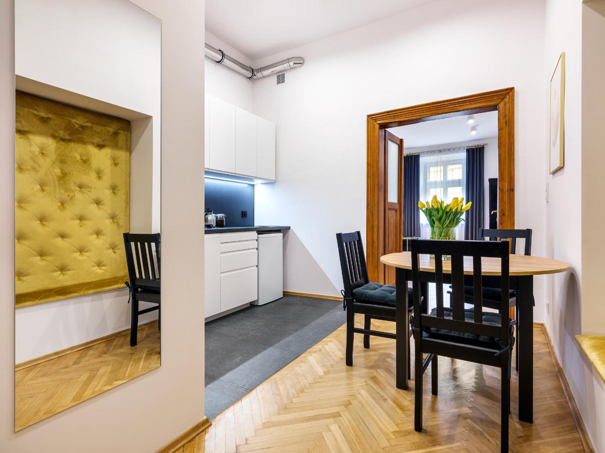 Tyzenhauz Apartments Old Town Krakow Bagian luar foto