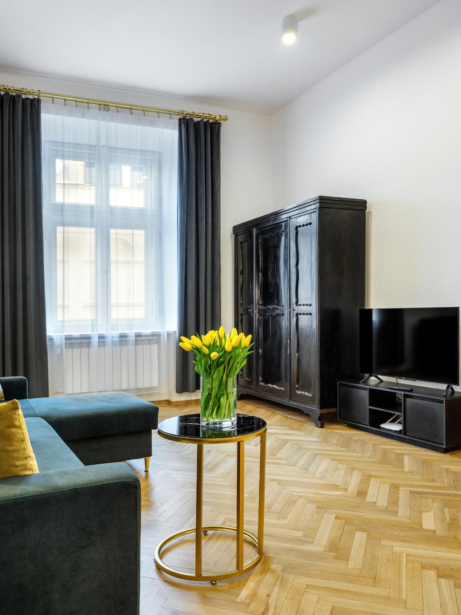 Tyzenhauz Apartments Old Town Krakow Bagian luar foto